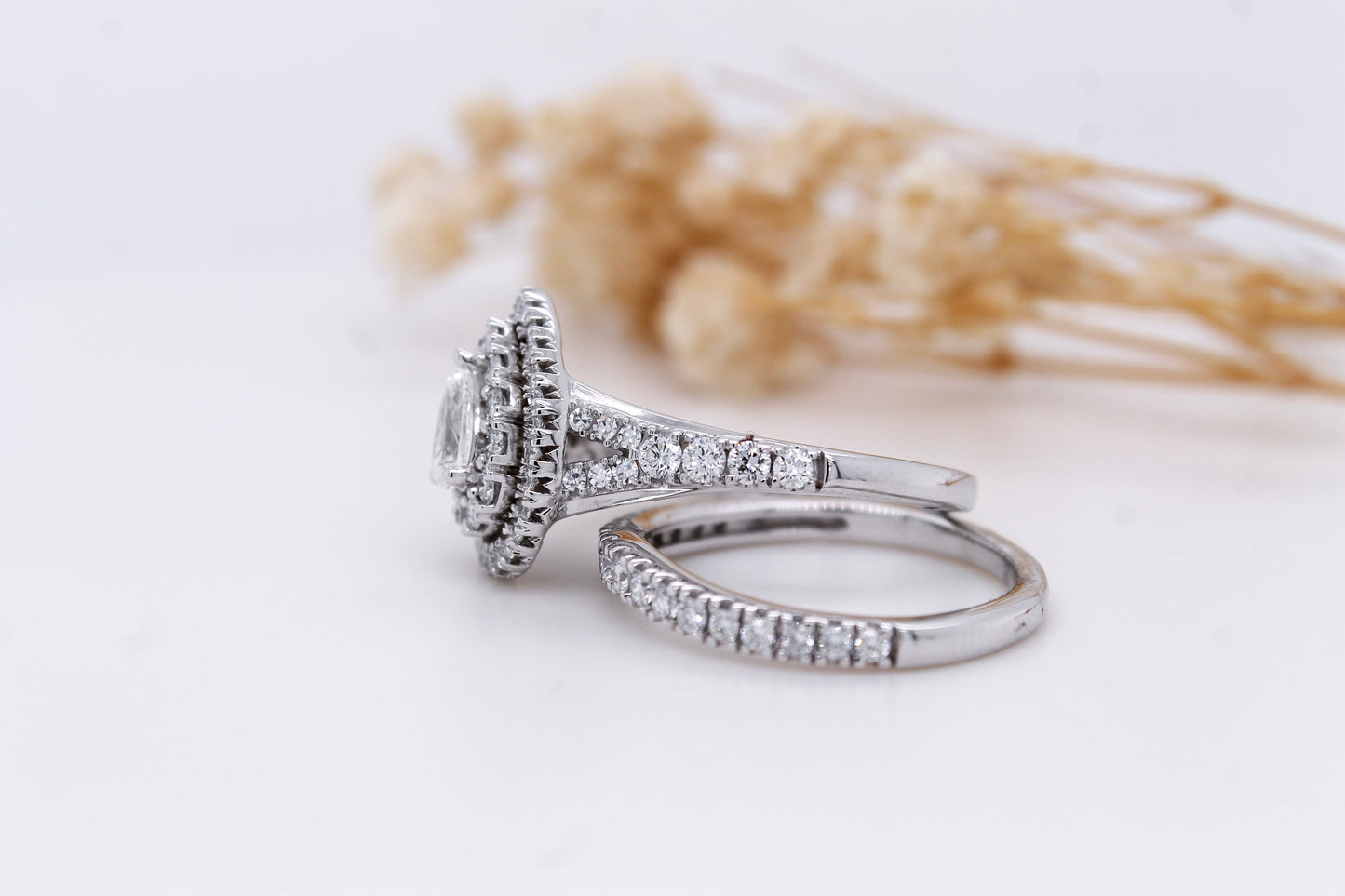 Pear & Round-Cut Diamond Engagement Ring Set